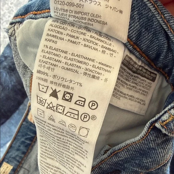 Levi’s Ribcage Straight Ankle Jeans - Picture 5 of 5